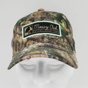 Mossy Oak Ladies Fit Camouflage strapback cap